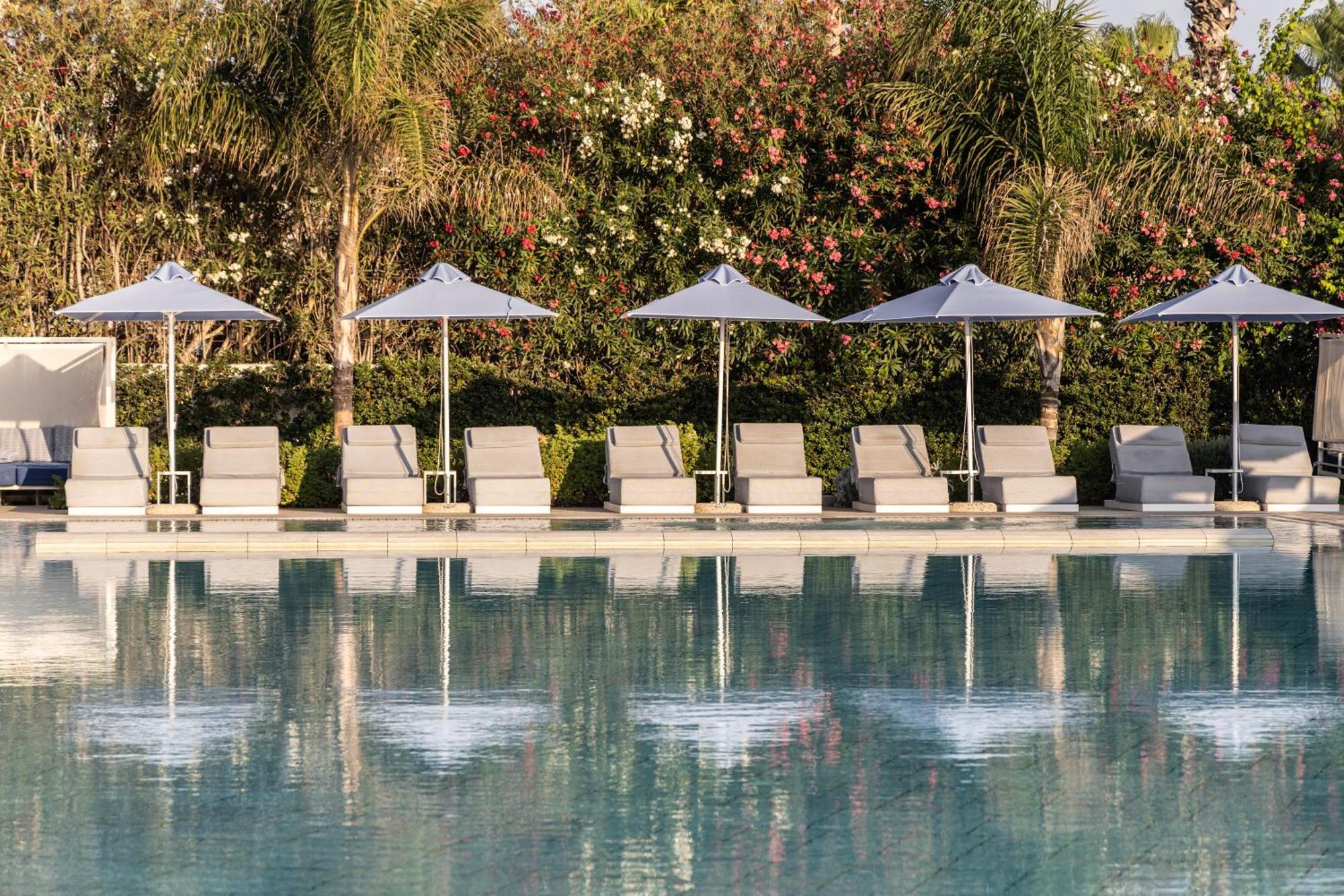 Ivi Mare - Designed For Adults By Louis Hotels Geroskipou Luaran gambar The pool at the Hotel