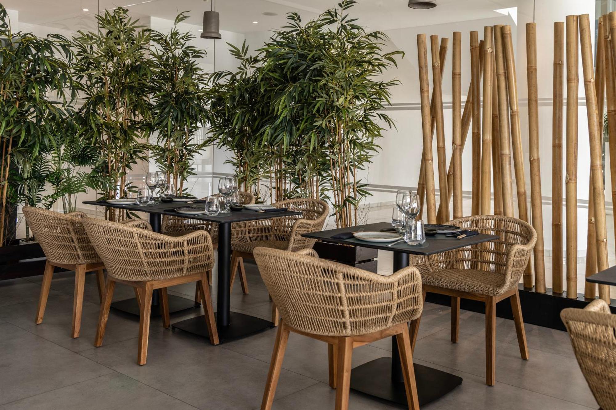 Ivi Mare - Designed For Adults By Louis Hotels Geroskipou Luaran gambar Restaurant interior